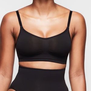 SKIMS Seamless Sculpt Bralette | Size 2X